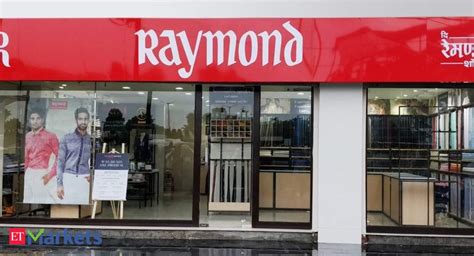 Feb 5, 2024 ... Raymond Ltd ; Qtr Change %. 61.64% Gain from 52W Low. -1.9 ; TTM PE Ratio. Below industry Median. 7.4 ; Price to Book Ratio. High in industry. 4.